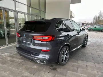 BMW X5 xDrive45e AHK HUD Pan.Glasdach LKH