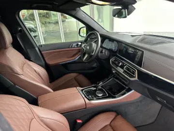 BMW X5 xDrive45e AHK HUD Pan.Glasdach LKH