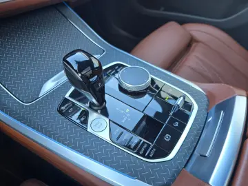 BMW X5 xDrive 45e M Sport MERINO Pano Laser ACC 360