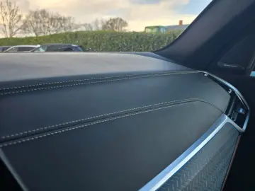 BMW X5 xDrive 45e M Sport MERINO Pano Laser ACC 360