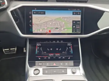 AUDI A6 Avant 55 TFSI e qu AHK STHZG HD-MATRIX Sport