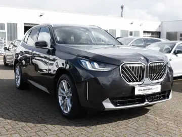 BMW X3 xDrive 30e 360  LED ACC NAVI H K KAMERA SHZ