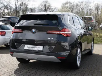 BMW X3 xDrive 30e 360  LED ACC NAVI H K KAMERA SHZ