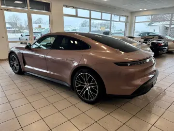 PORSCHE Taycan Panorama Keyless 75 JahrePaket APPROVED