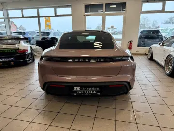 PORSCHE Taycan Panorama Keyless 75 JahrePaket APPROVED