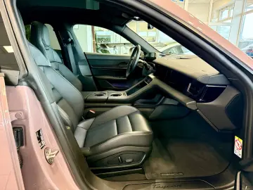 PORSCHE Taycan Panorama Keyless 75 JahrePaket APPROVED