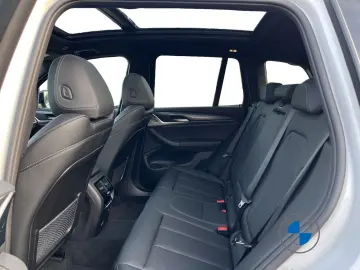 BMW X3 xDrive30e M Sport 20  AHK Pano Memory HIFI