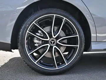 MERCEDES-BENZ CLA 250 e SB Special Ed. AMG Line Spec…