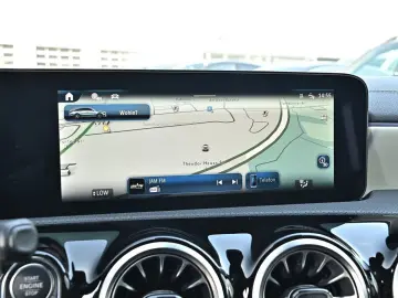 MERCEDES-BENZ CLA 250 e SB Special Ed. AMG Line Spec…