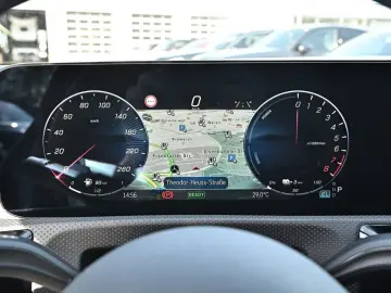 MERCEDES-BENZ CLA 250 e SB Special Ed. AMG Line Spec…