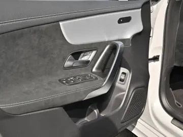 MERCEDES-BENZ CLA 250 e SB Special Ed. AMG Line Spec…