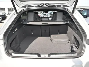 MERCEDES-BENZ CLA 250 e SB Special Ed. AMG Line Spec…