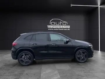 MERCEDES-BENZ GLA 250 e  AMG Hybrid Ambiente Kamera CarPlay