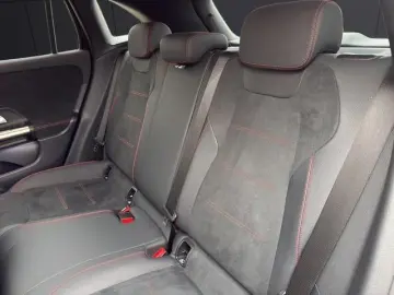 MERCEDES-BENZ GLA 250 e  AMG Hybrid Ambiente Kamera CarPlay