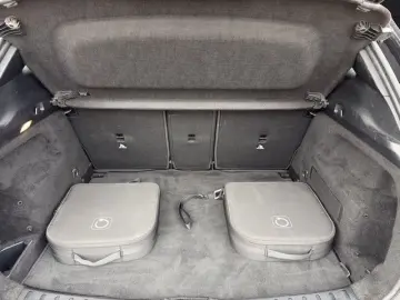 MERCEDES-BENZ GLA 250 e  AMG Hybrid Ambiente Kamera CarPlay