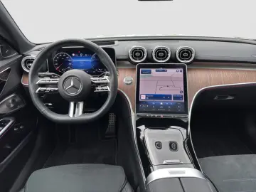 MERCEDES-BENZ C 300 e AMG AHK Digi-Light Pano Burmes&hellip;
