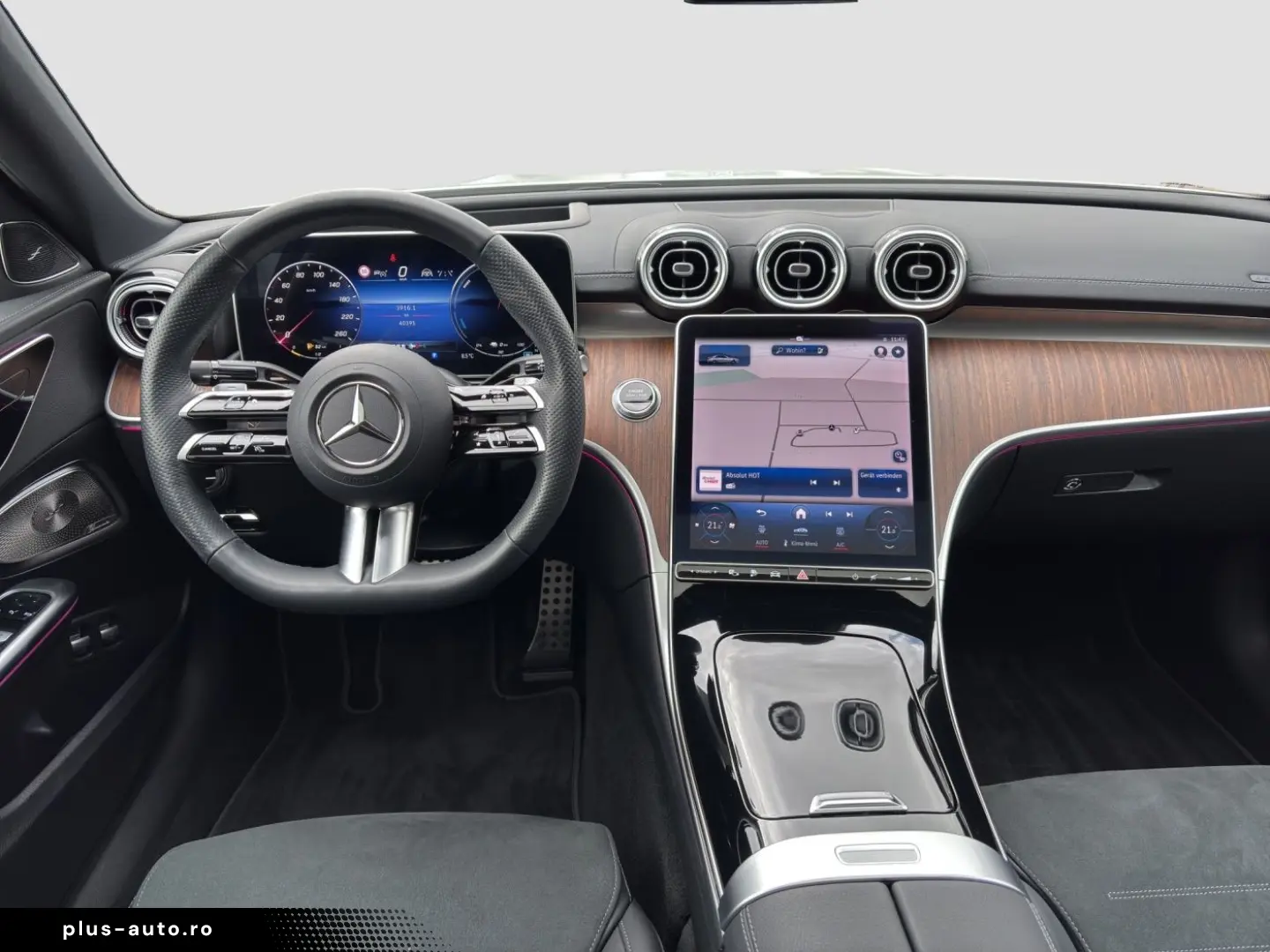 MERCEDES-BENZ C 300 e AMG AHK Digi-Light Pano Burmes&hellip;