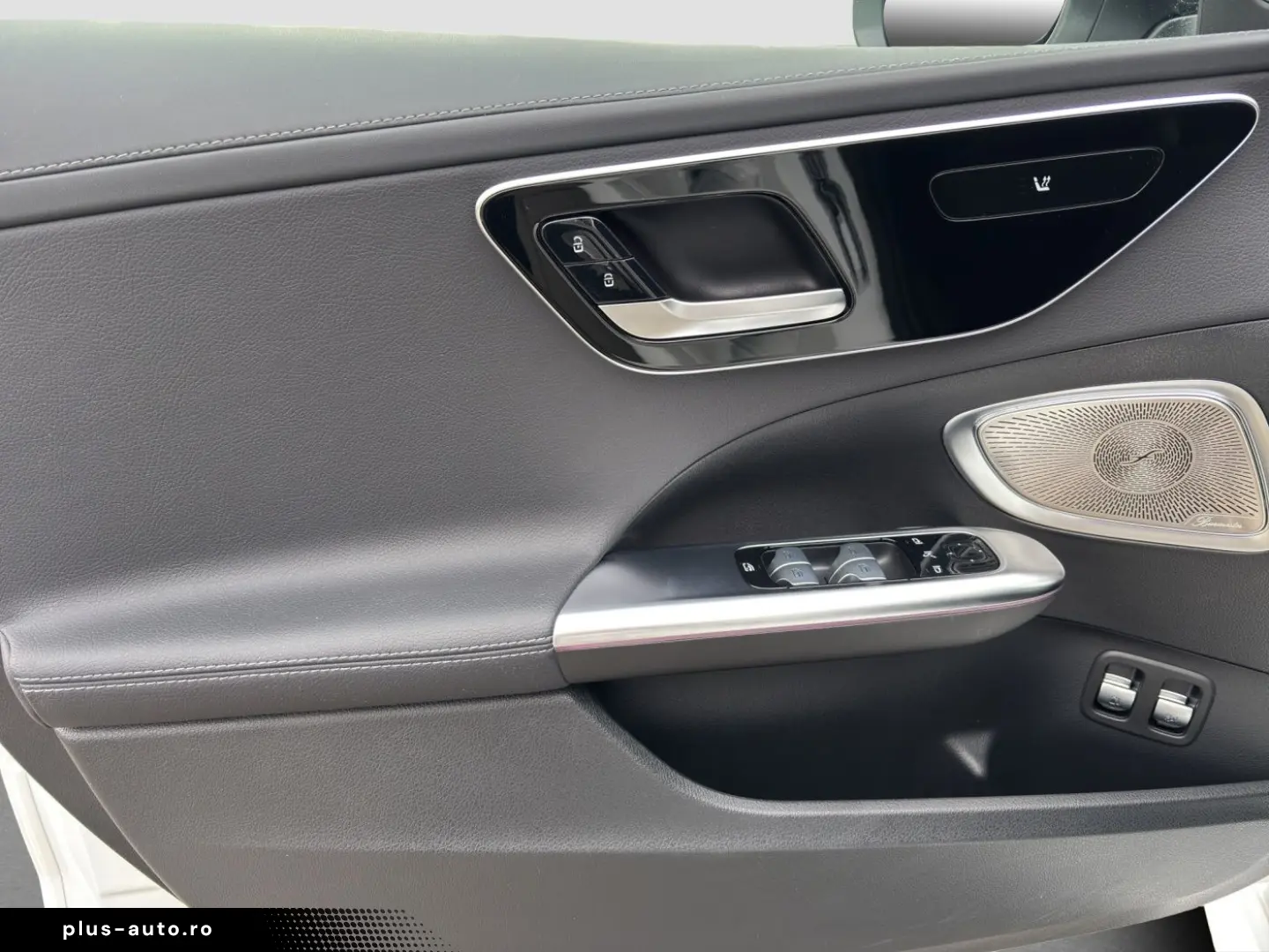 MERCEDES-BENZ C 300 e AMG AHK Digi-Light Pano Burmes&hellip;