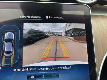 MERCEDES-BENZ C 300 e AMG AHK Digi-Light Pano Burmes&hellip;