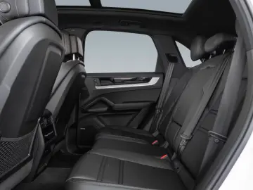 Porsche Cayenne E-Hybrid HA-Lenkung InnoDrive