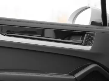 Porsche Cayenne E-Hybrid HA-Lenkung InnoDrive