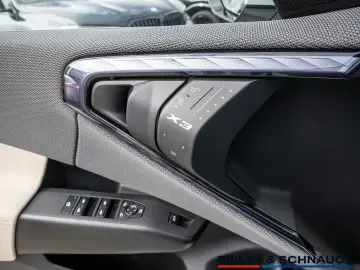 BMW X3 xDr20d  MSp 360  VentilatedSeats Panoramic H&K