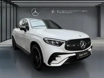 MERCEDES-BENZ GLC 300 e 4M AMG NIGHT PANO HUD AHK MBUX