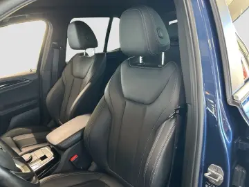 BMW X3 xDrive30e