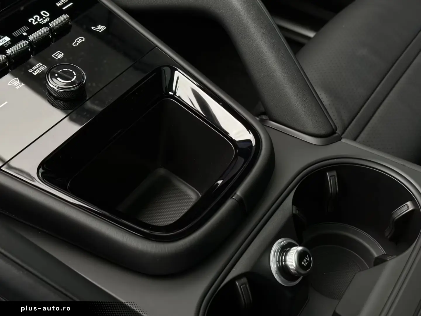 Porsche Cayenne E-Hybrid PANO BOSE SHZ