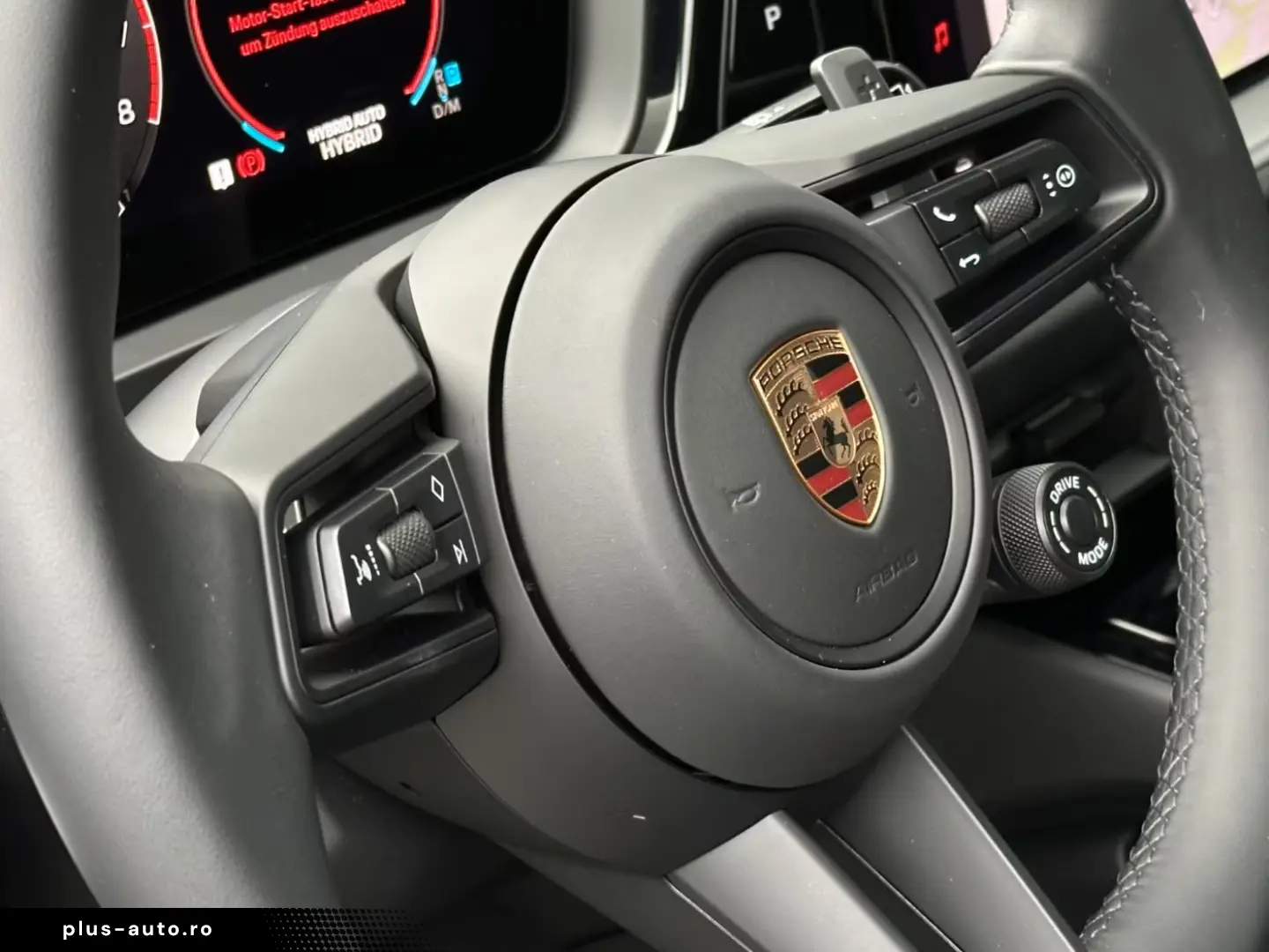 Porsche Cayenne E-Hybrid PANO BOSE SHZ