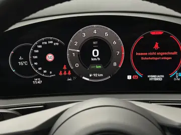 Porsche Cayenne E-Hybrid PANO BOSE SHZ