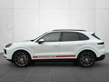 Porsche Cayenne E-Hybrid PANO BOSE SHZ