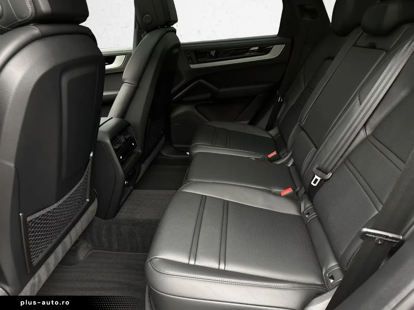 Porsche Cayenne E-Hybrid PANO BOSE SHZ