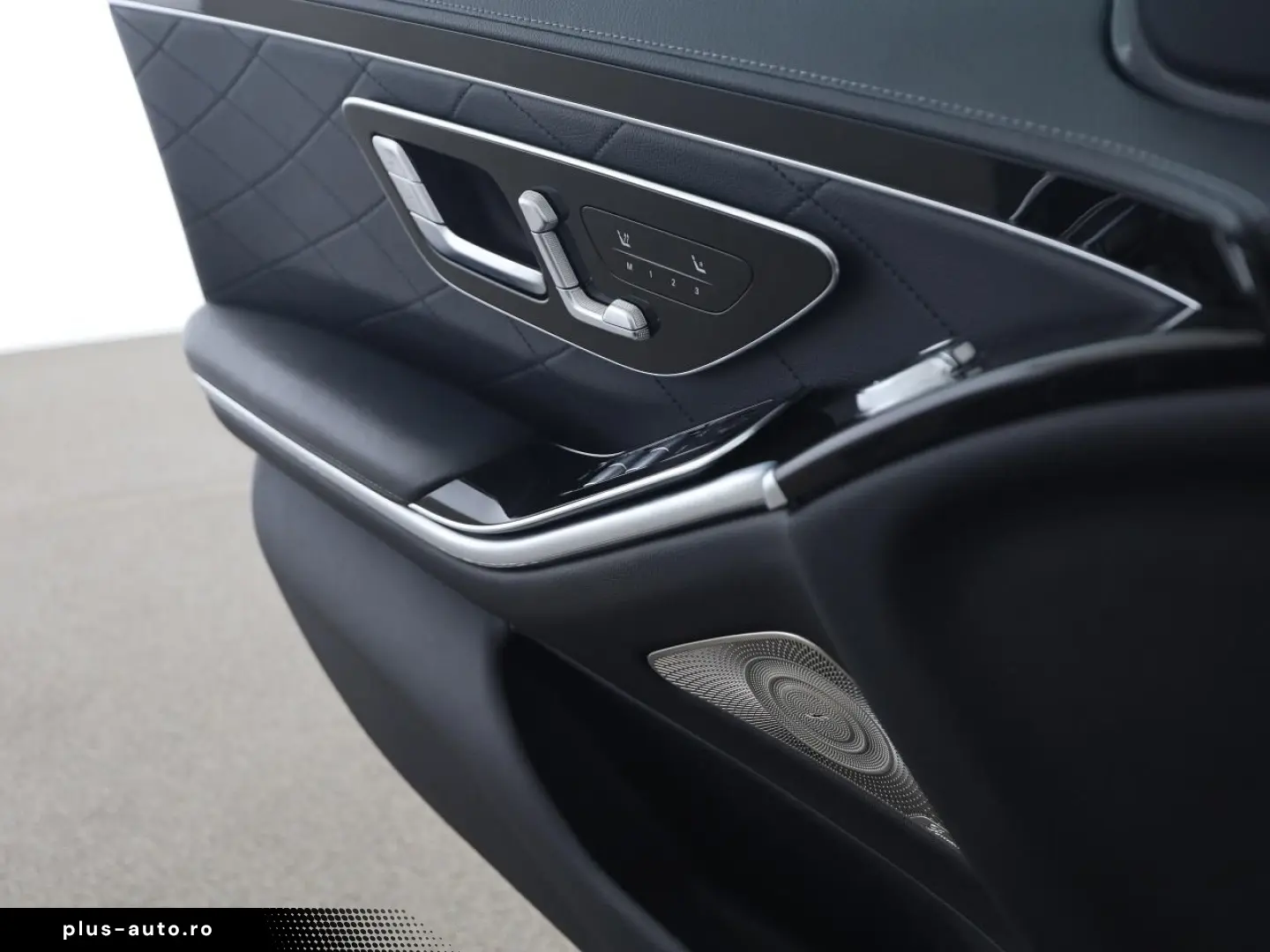 MERCEDES-BENZ S 400 d 4M AMG Pano Distronic Airmatic HUD