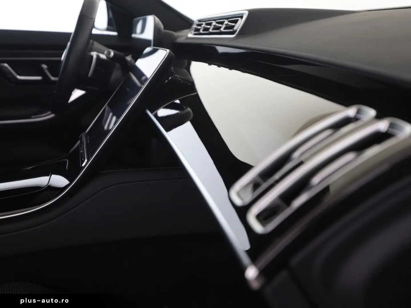 MERCEDES-BENZ S 400 d 4M AMG Pano Distronic Airmatic HUD