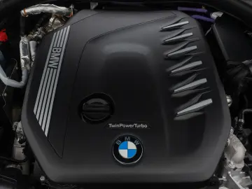 BMW 530d xD Luxury Line DAB HUD Kamera Sport Alarm