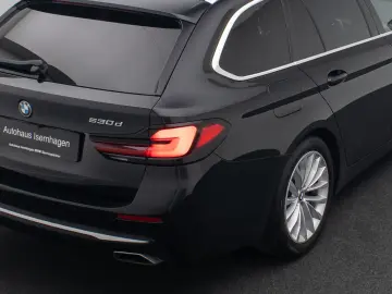 BMW 530d xD Luxury Line DAB HUD Kamera Sport Alarm