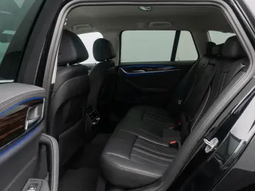 BMW 530d xD Luxury Line DAB HUD Kamera Sport Alarm