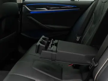 BMW 530d xD Luxury Line DAB HUD Kamera Sport Alarm