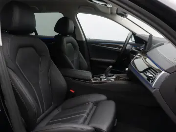 BMW 530d xD Luxury Line DAB HUD Kamera Sport Alarm