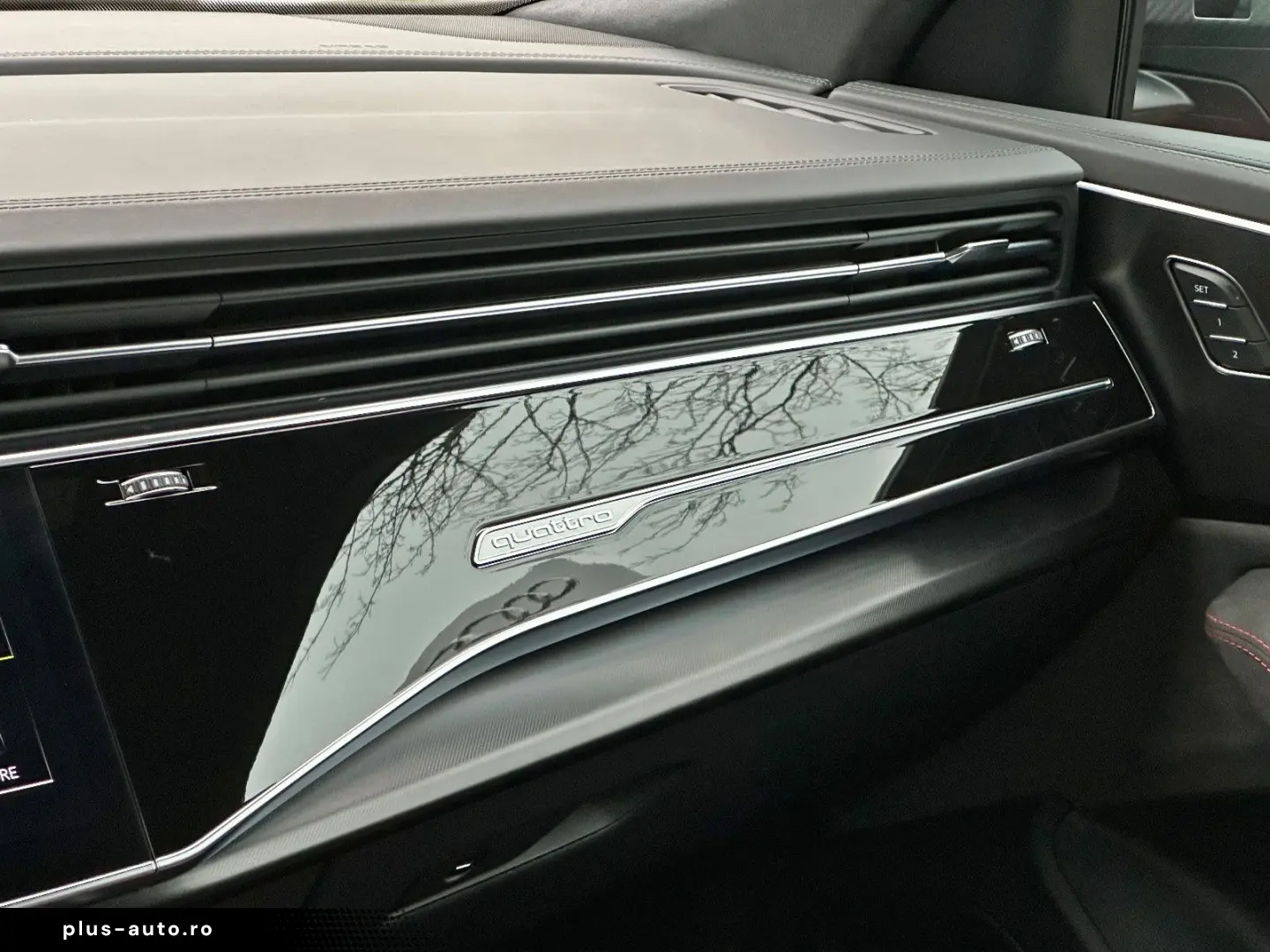 AUDI RSQ8 performance 2xCARBON KERAMIK HUD NIGHT OLED