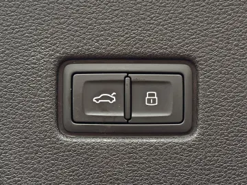 AUDI RSQ8 performance 2xCARBON KERAMIK HUD NIGHT OLED