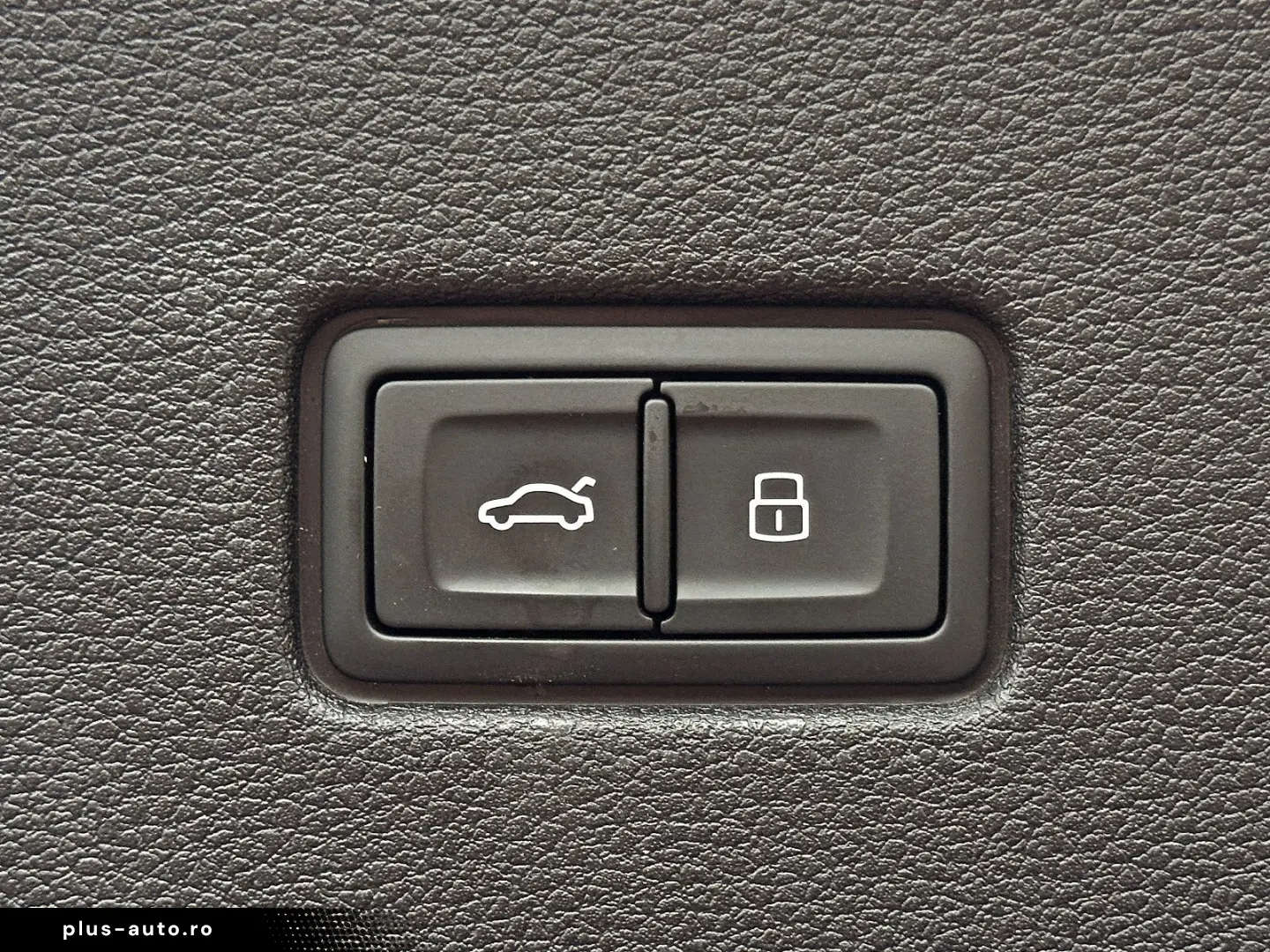 AUDI RSQ8 performance 2xCARBON KERAMIK HUD NIGHT OLED