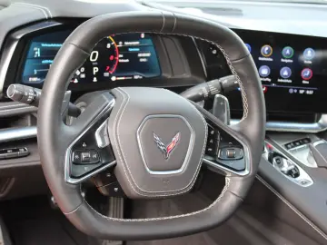 CORVETTE C8 Stingray Cabrio 3LT Z51 6 2l V8   Front Lift