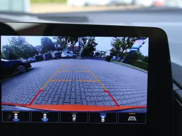 CORVETTE C8 Stingray Cabrio 3LT Z51 6 2l V8   Front Lift