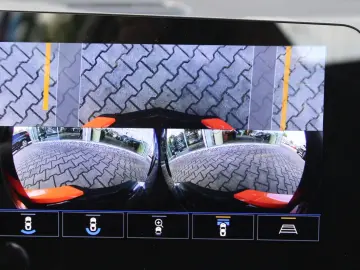 CORVETTE C8 Stingray Cabrio 3LT Z51 6 2l V8   Front Lift