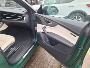 AUDI RSQ8 RS Q8 4.0 TFSI quattro  Audi exclusive