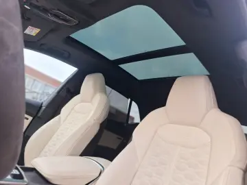 AUDI RSQ8 RS Q8 4.0 TFSI quattro  Audi exclusive