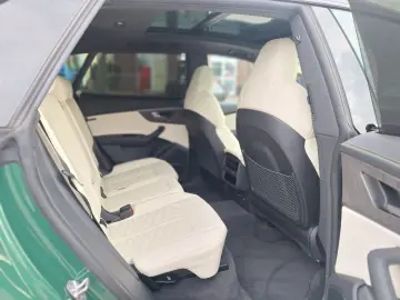 AUDI RSQ8 RS Q8 4.0 TFSI quattro  Audi exclusive