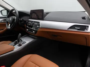 BMW 530d Sport Komfort DAB Kamera 4xKlima Alarm